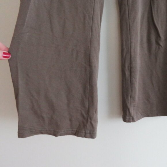 SPLITS59 Brooks Fleece Cropped Flare Pants in Lentil Athleisure Neutral Size XS - Picture 6 of 13